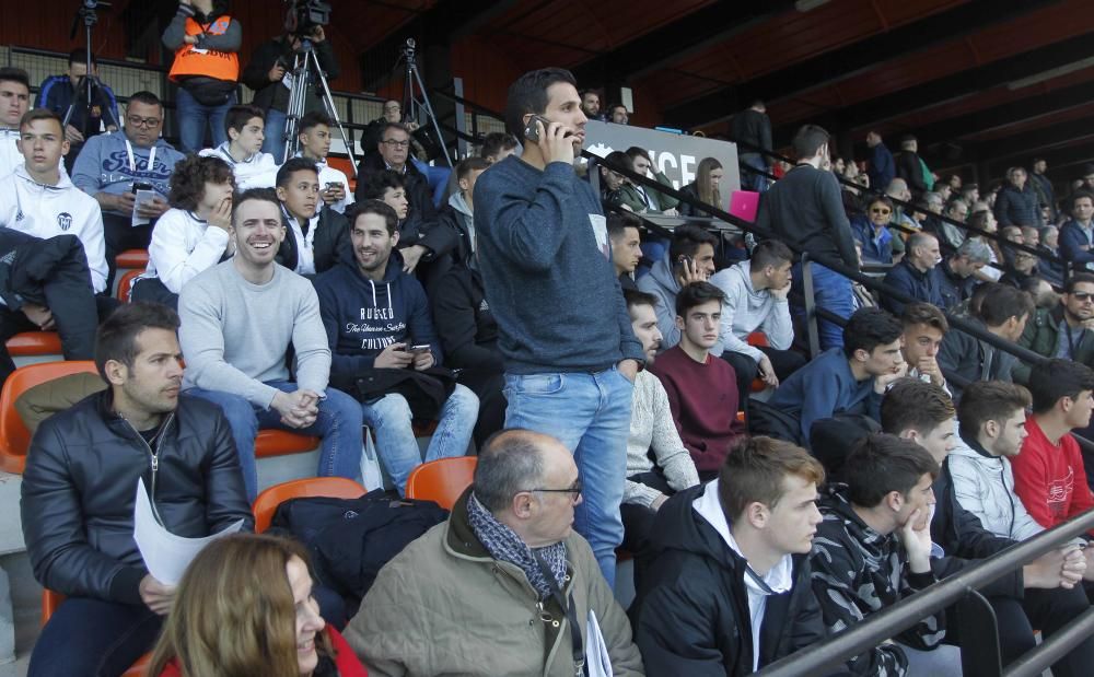 Las mejores imágenes del Valencia Mestalla - Barcelona B