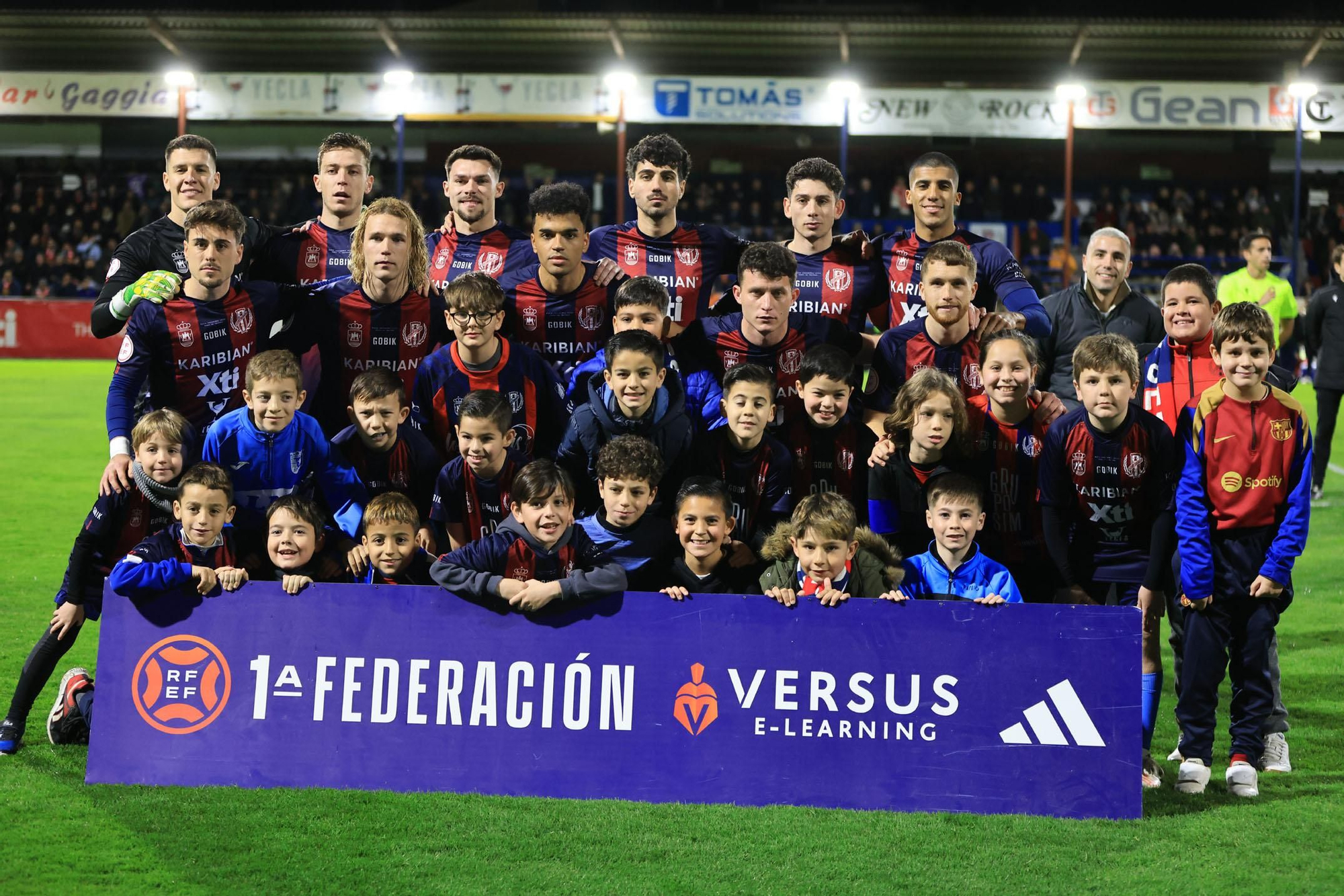 El derbi regional entre el Yeclano Deportivo y el Real Murcia, en imágenes