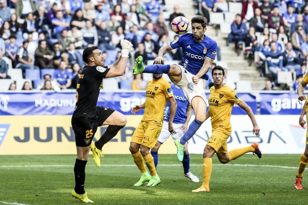 Real Oviedo - UCAM Murcia, en imágenes