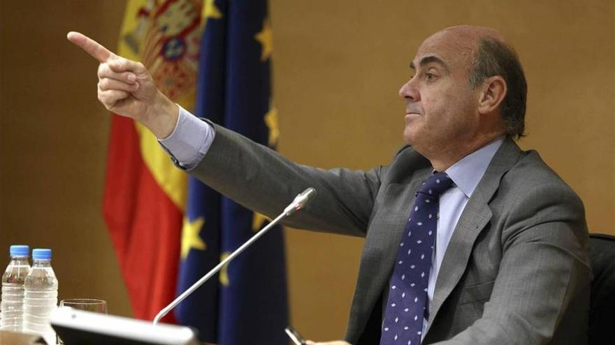 De Guindos: La situación de España no es en absoluto equiparable a la griega