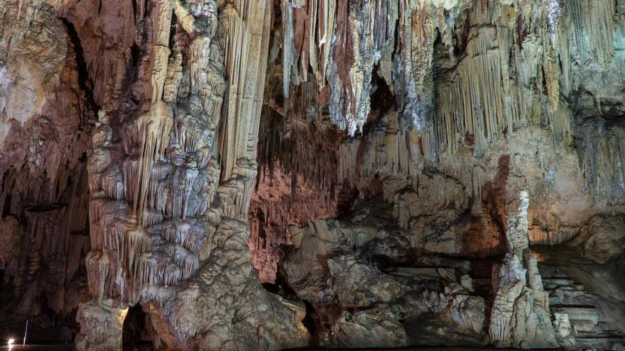 Cavidad de la Cueva de Nerja