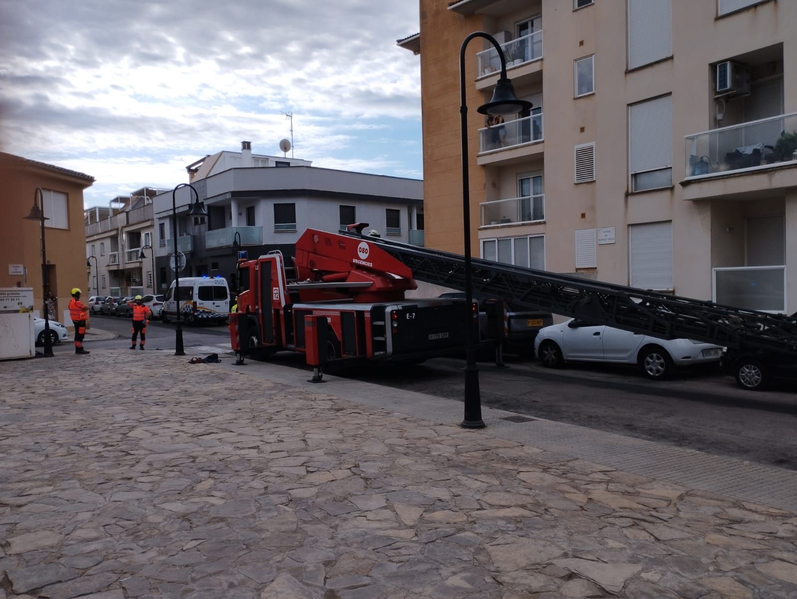 FOTOS | Alarma por un incendio en un ático en es Molinar, en Palma