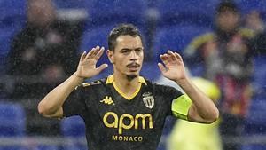 FILE - Monacos Wissam Ben Yedder celebrates scoring his second goal during a French League One soccer match between Lyon and Monaco at the Groupama stadium in Decines, outside Lyon, France, April 28, 2024. (AP Photo/Laurent Cipriani, file)