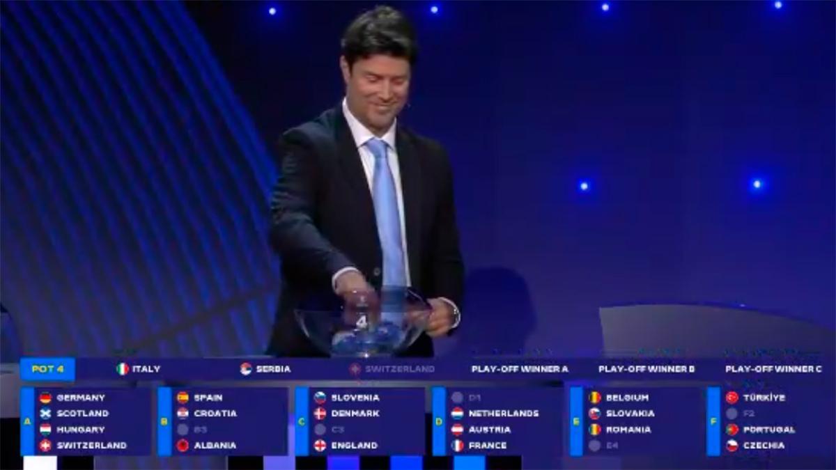 ¡Se cuelan gemidos en directo durante el sorteo de la Eurocopa!