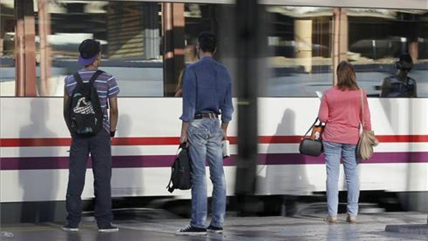 Convocadas huelgas en Renfe y Adif el 21 de diciembre y el 7 de enero