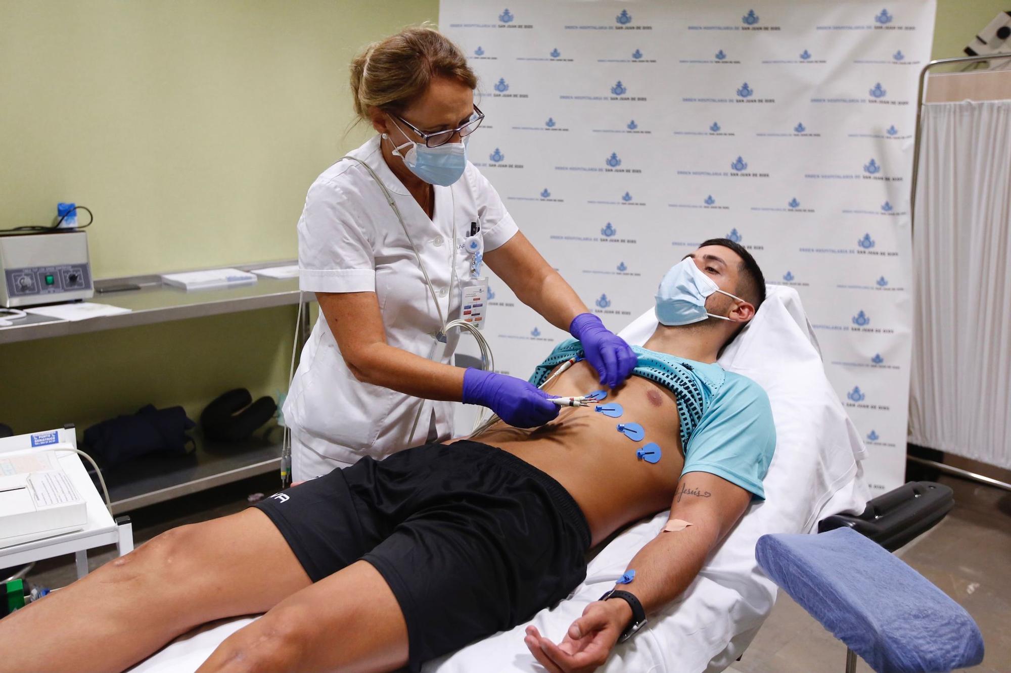 Las imágenes de los reconocimientos médicos del Córdoba Futsal