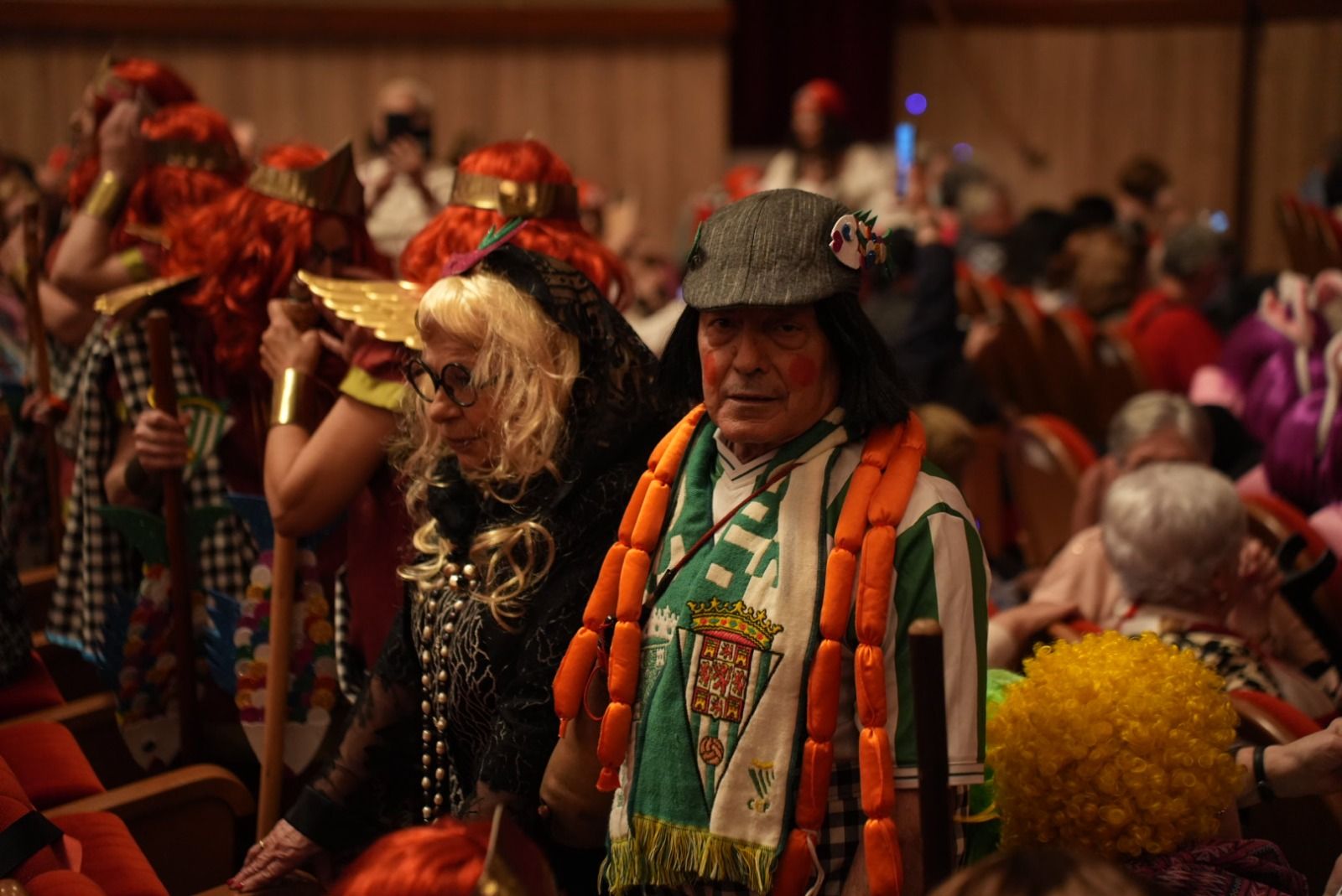 El Gran Teatro alberga la fiesta del Carnaval de Mayores