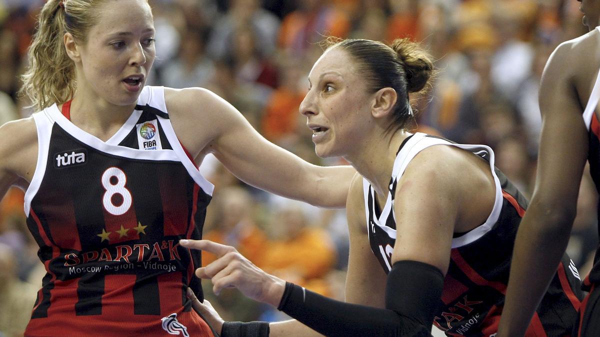 Diana Taurasi, en un encuentro con el Spartak de Moscú.