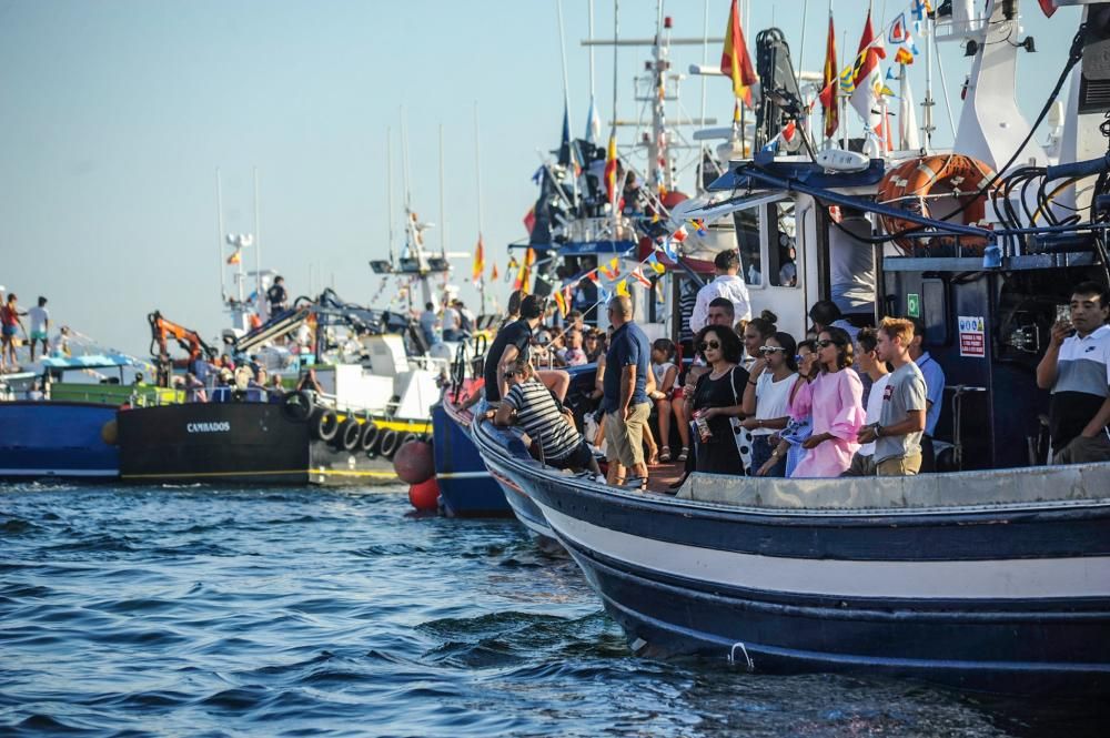 Procesión de la Virgen del Carmen 2017 en Arousa