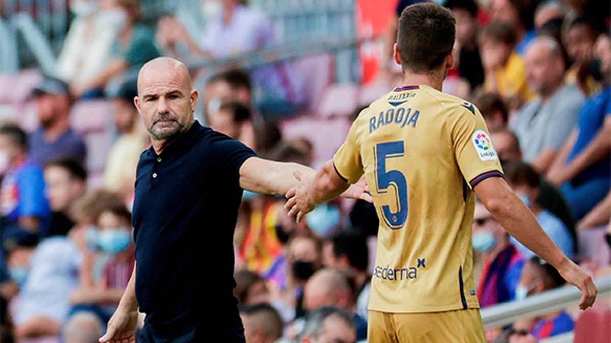 Paco López tras la derrota ante el Barça: Hemos estado muy mal