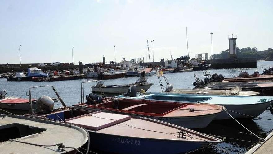 El malecón de Carril se llamará a partir de ahora Malecón da Armada.