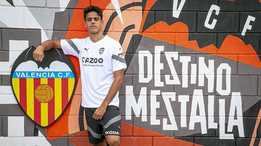 Tiago Ribeiro busca alcanzar la élite con el Valencia