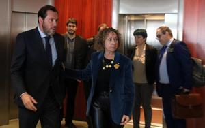 Óscar Puente y Ester Capella se reúnen para constituir la comisión política para el traspaso de Rodalies