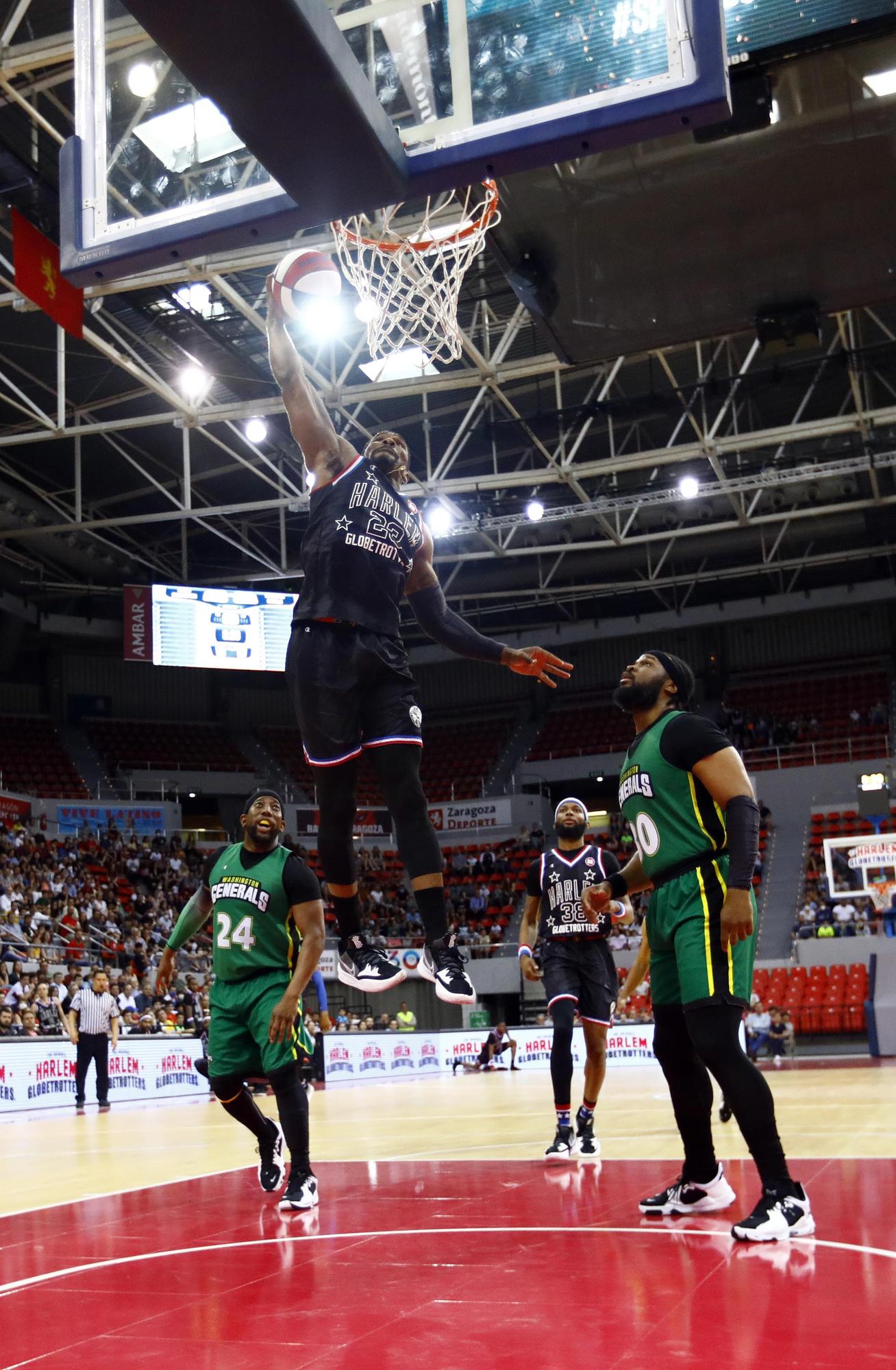 Así ha sido la exhibición de los Globetrotters