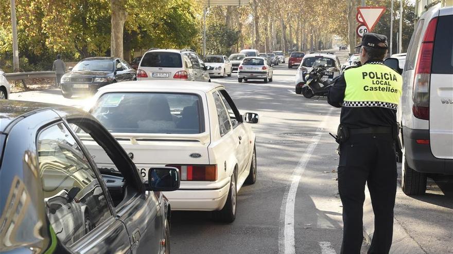 Detenidos en el centro de Castellón tras una huida ‘kamikaze’ en moto