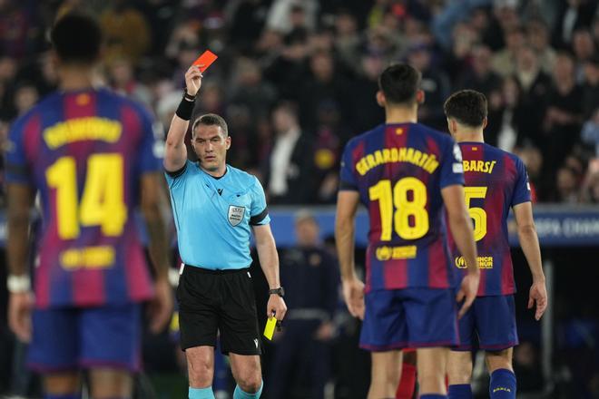 La UEFA no admet la queixa del Barça per l'arbitratge de Kovacs