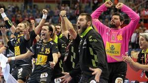 La selección española celebra el pase a la final del Europeo