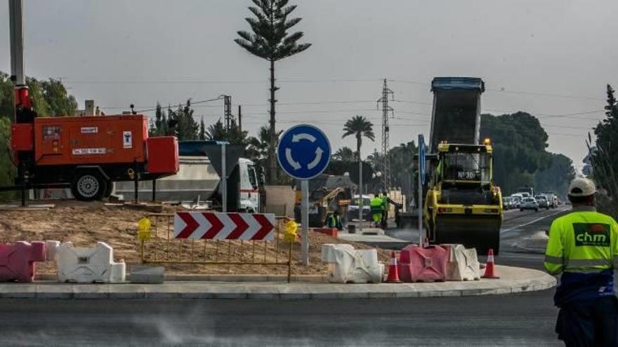 El Consell habilita una rotonda en la carretera de Santa Pola a la altura del barranco de San Antón