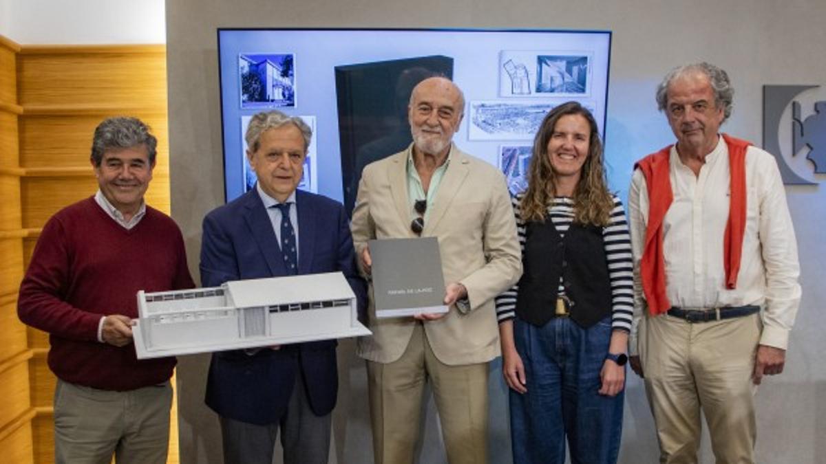 Presentación del catálogo de Rafael De La-Hoz.