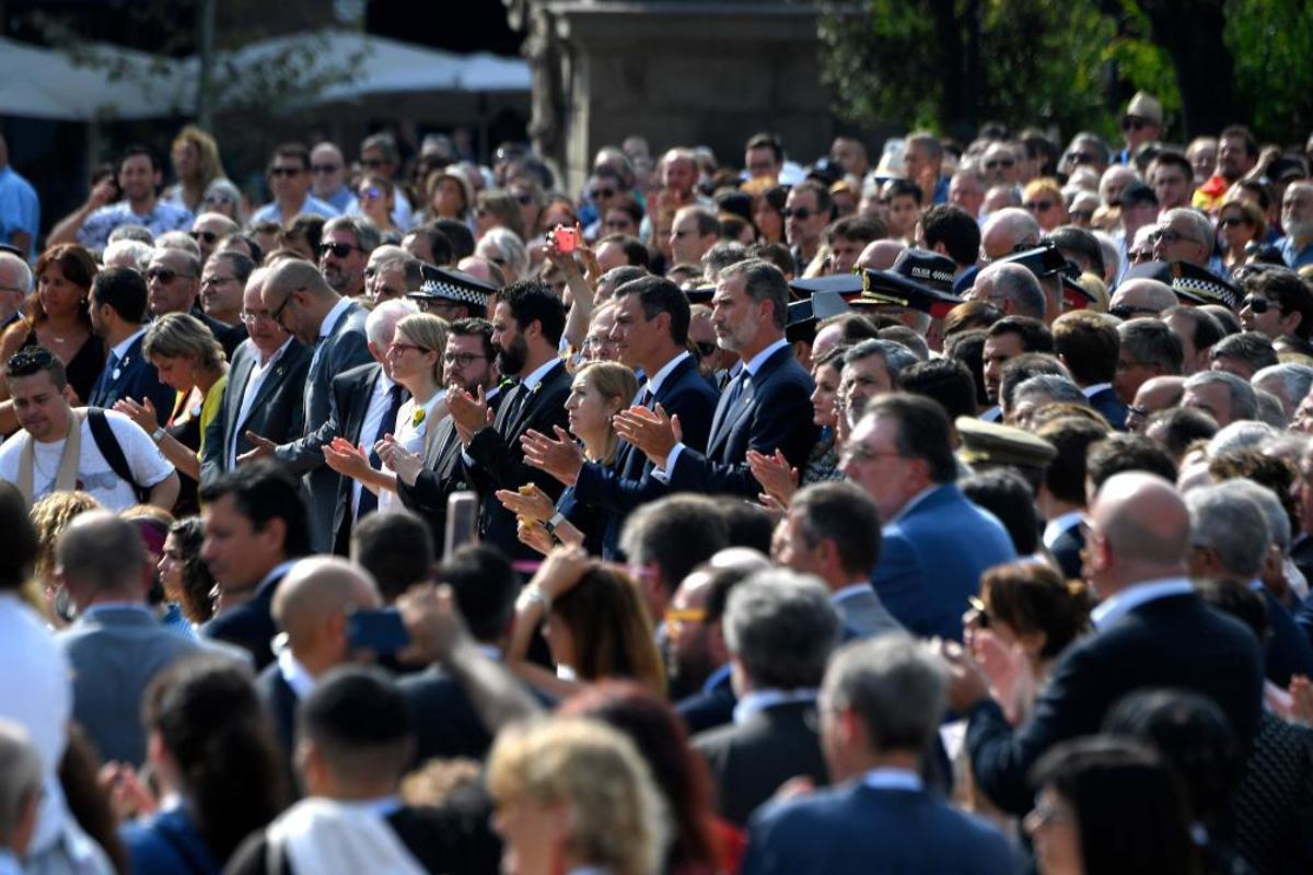 Actos de homenaje por las víctimas del 17-A
