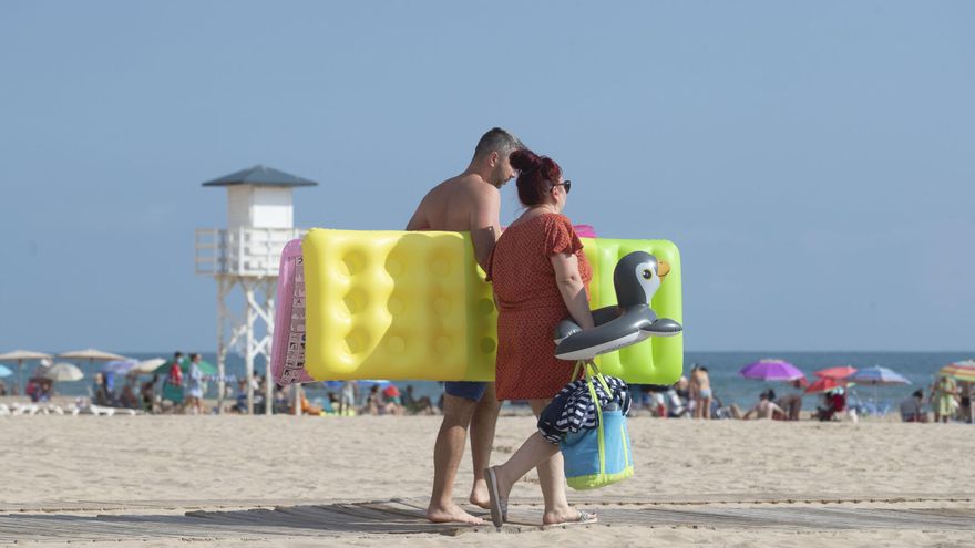 Los españoles afrontan este agosto las vacaciones más caras de la historia