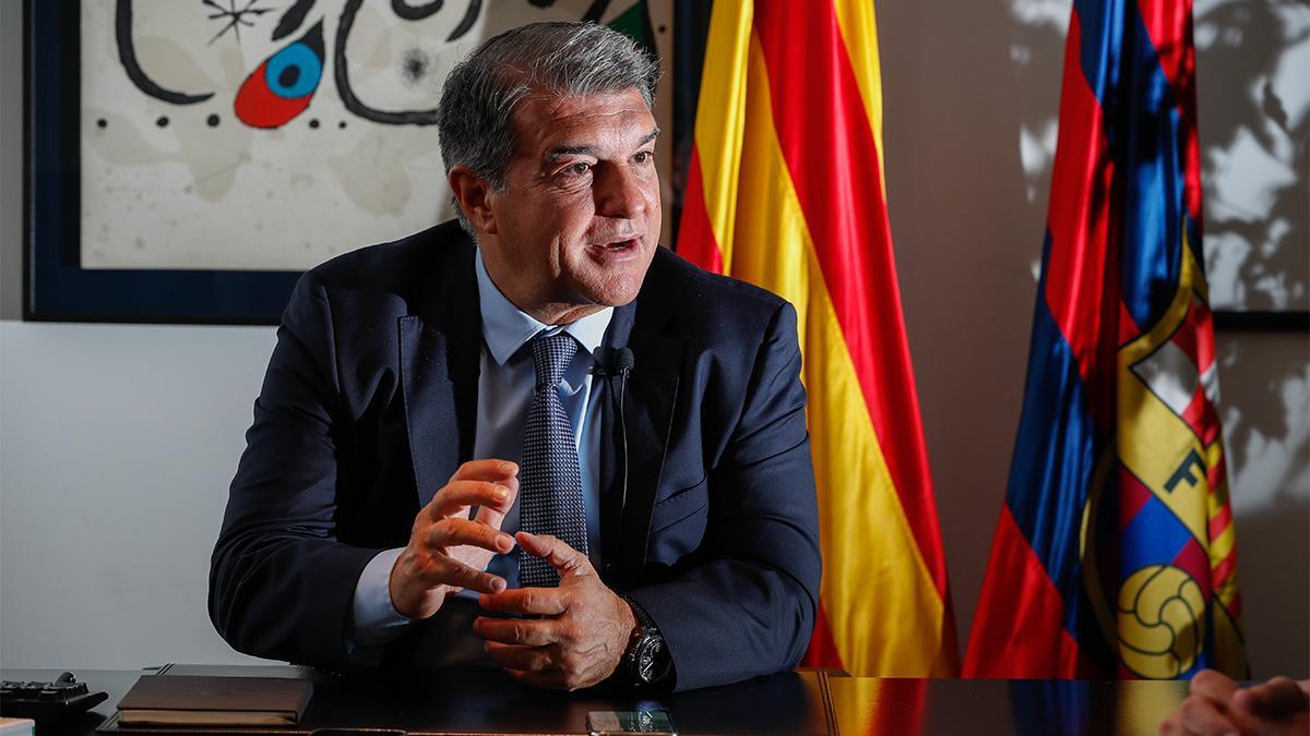 Joan Laporta, durante la entrevista con Sport