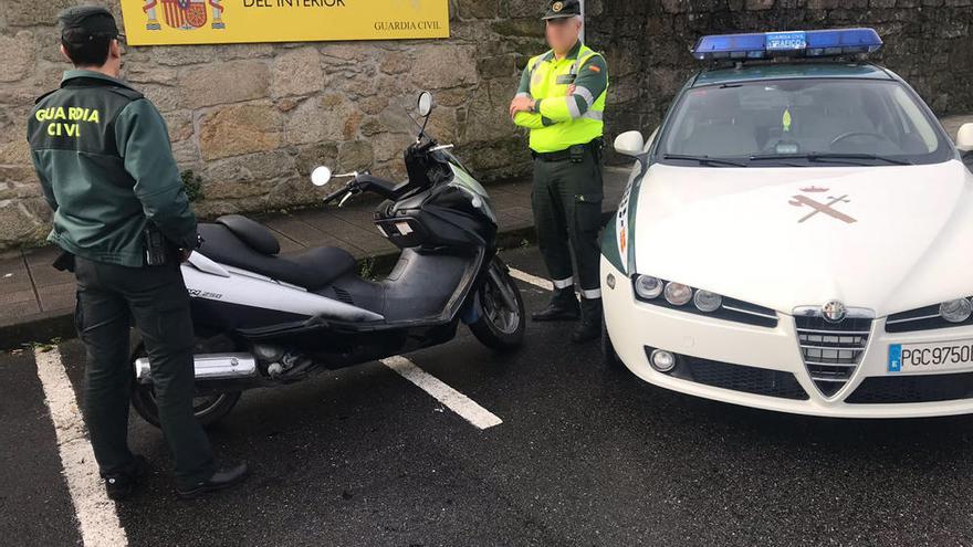 Moto recuperada por los agentes