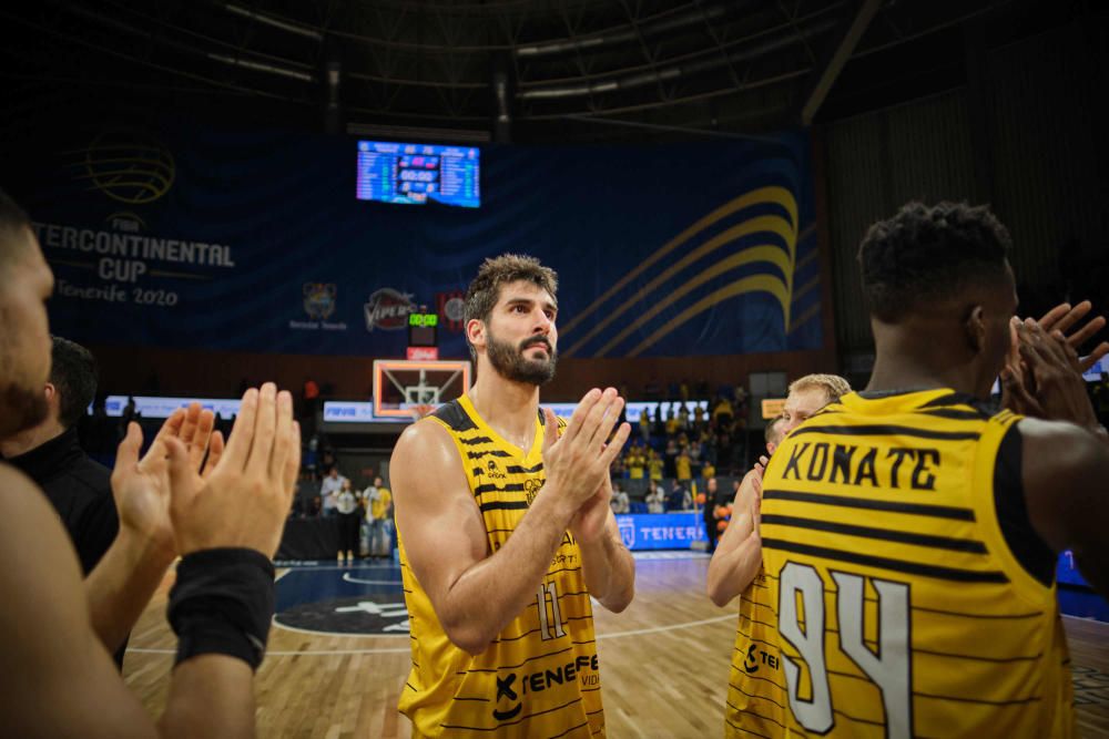 Partido Iberostar Tenerife - Filou Oostende octavos de final de la Basketball Champions League  | 03/03/2020 | Fotógrafo: Andrés Gutiérrez Taberne