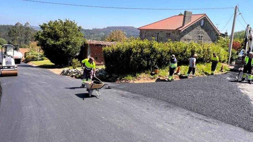Concluyen las obras en la carretera del núcleo de A Fraga
