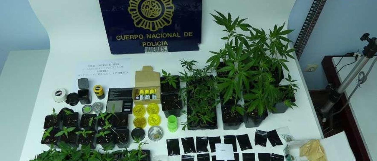 Droga incautada por la Policía Nacional durante una reciente operación.