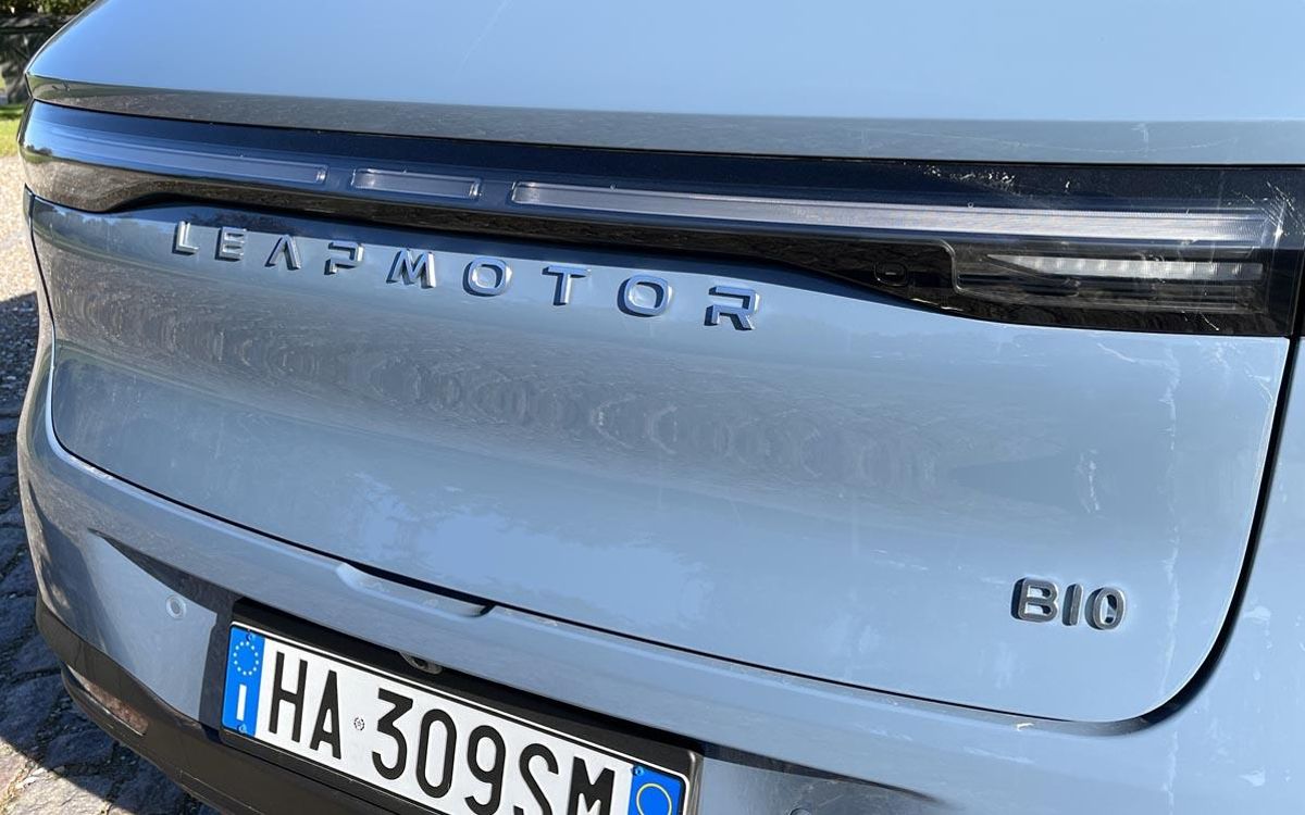 Leapmotor B10