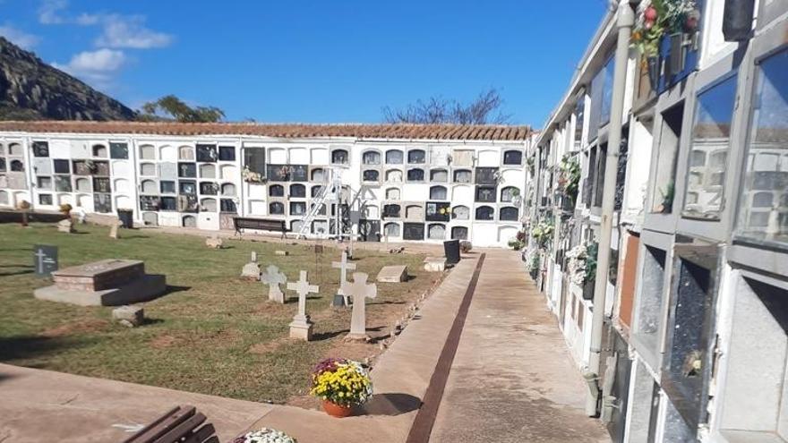 Orpesa amplía el horario del cementerio e impulsa la cultura