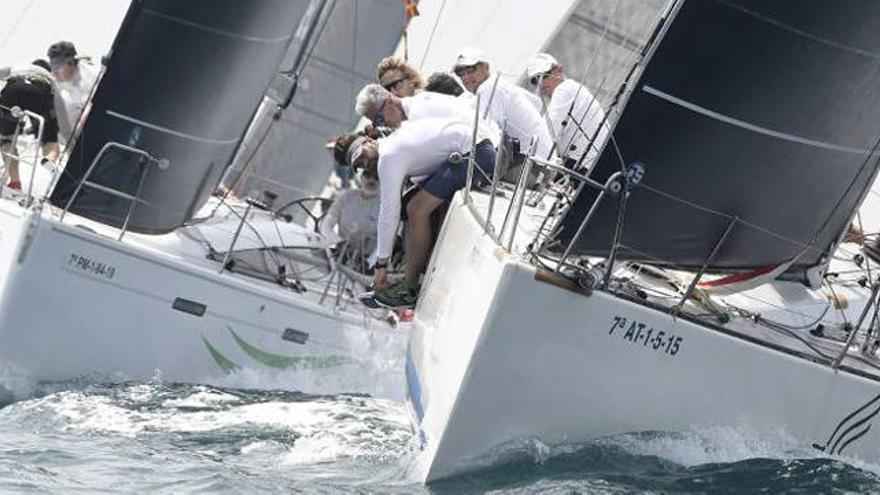 Los líderes no dan tregua en el Trofeo SM La Reina