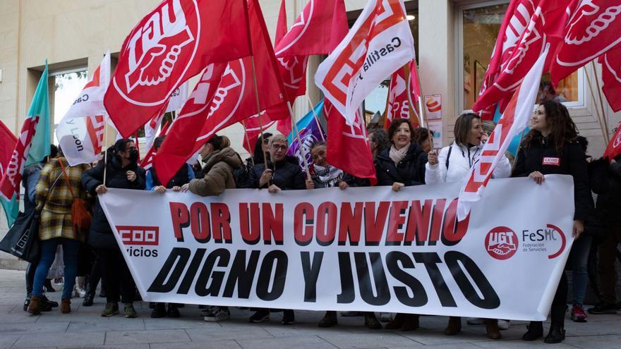 Los comerciantes de Zamora explotan: “No podemos vivir con los sueldos que se pagan aquí”