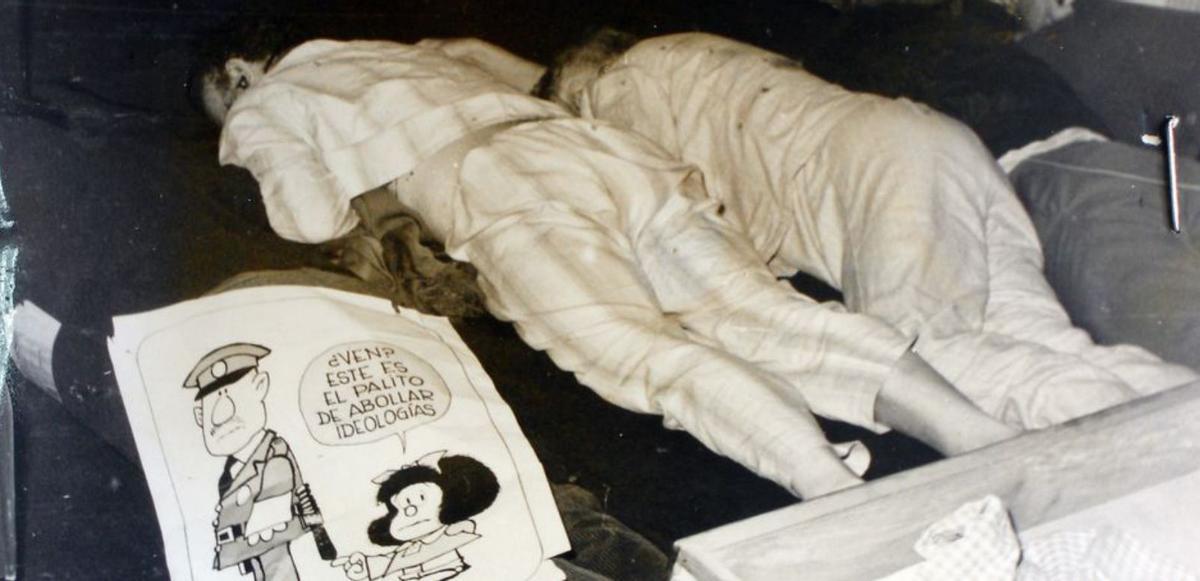 Viñeta de Mafalda hallada con los cadáveres.