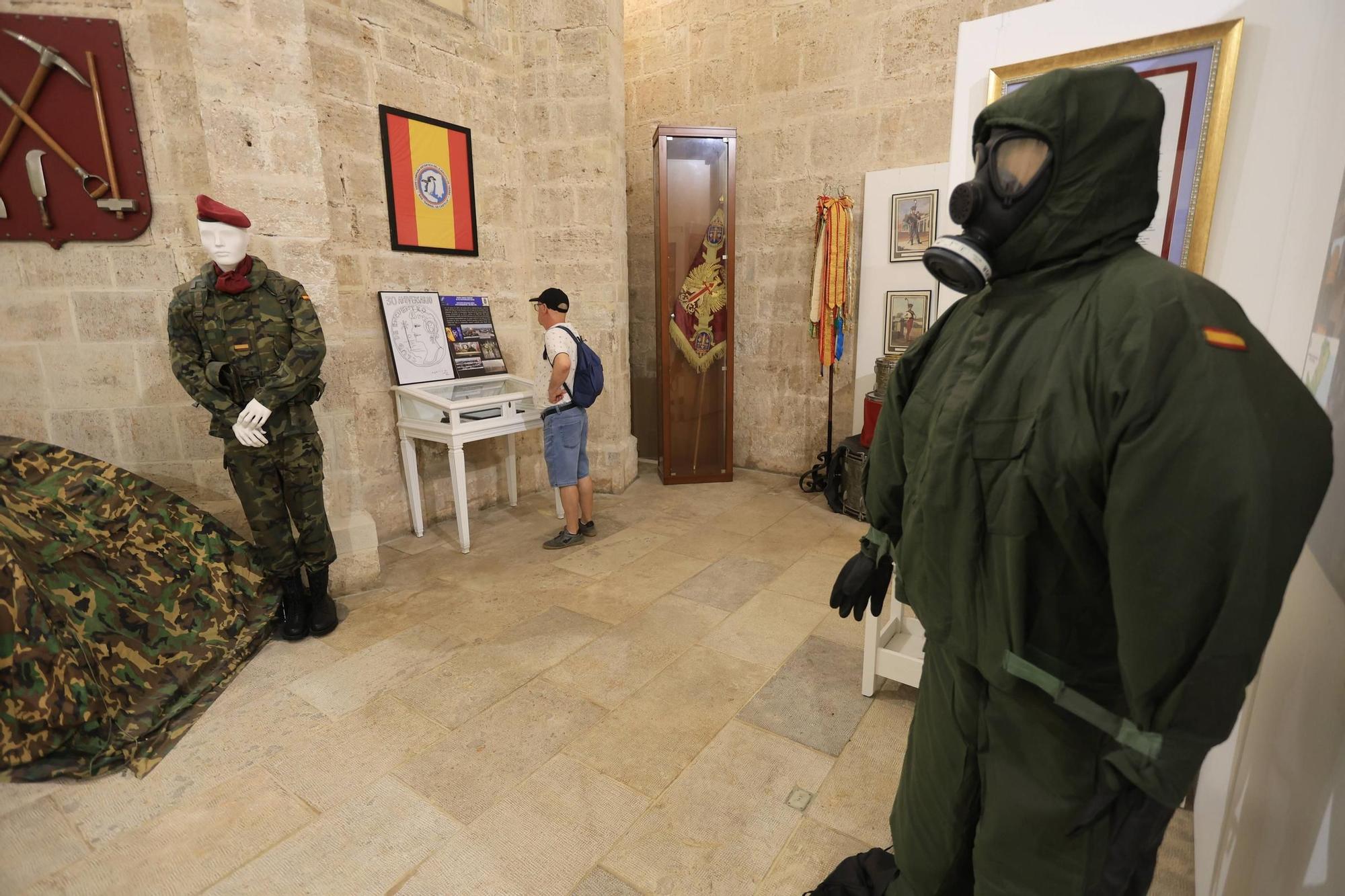 Jornada de puertas abiertas en el cuartel de Santo Domingo de València