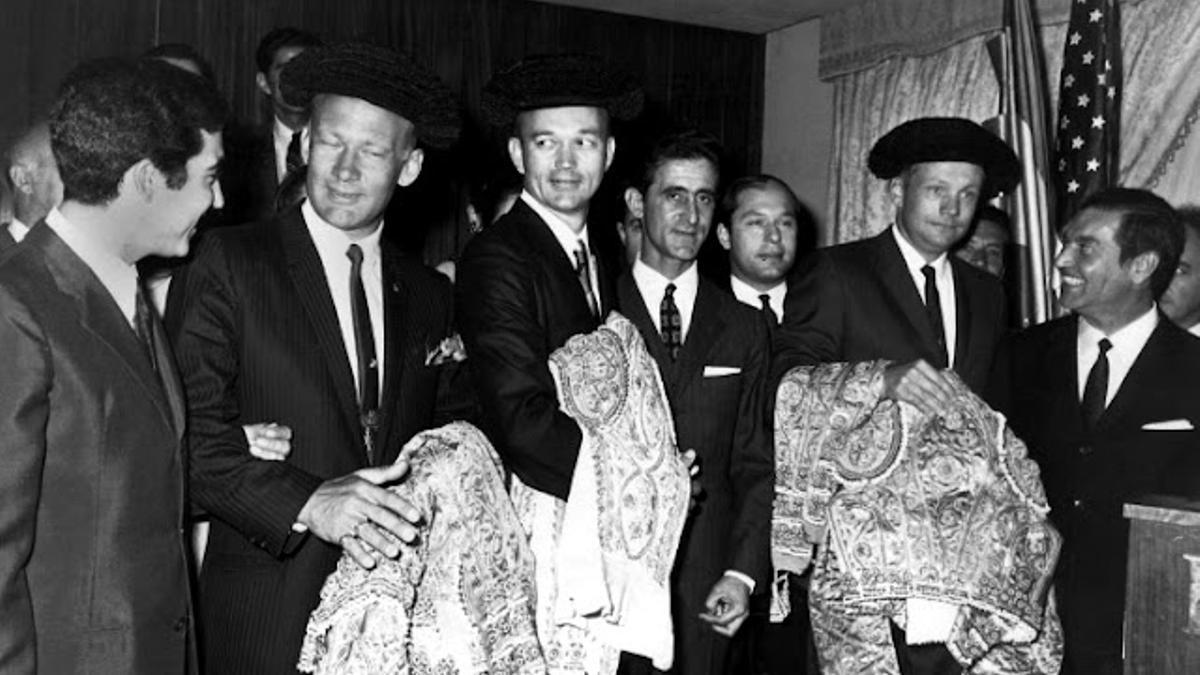 Recibimiento taurino en Madrid, en 1969, a los tres toreros del Apolo 11 que pisaron la Luna.
