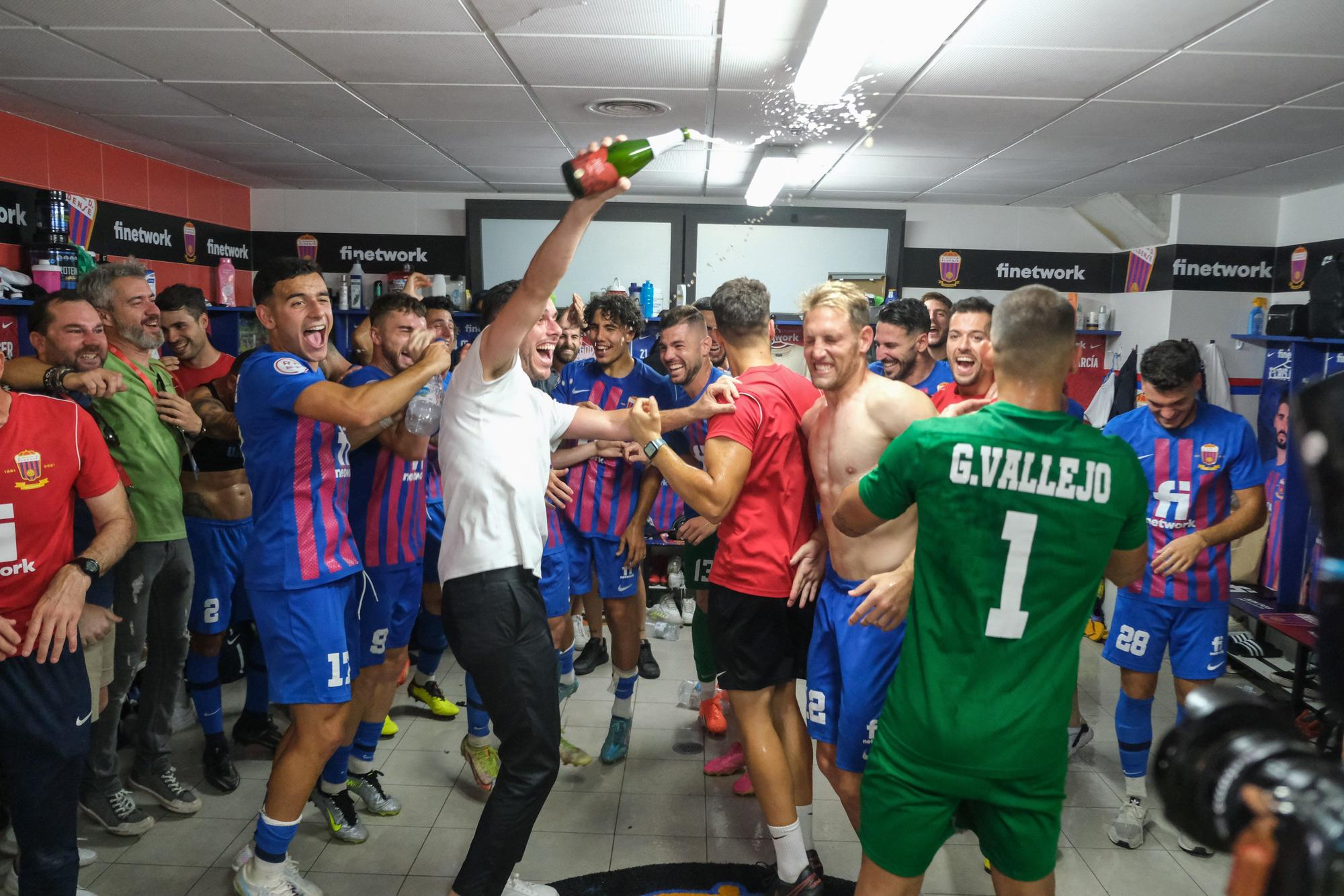 Las mejores imágenes del partido del Eldense - Real Madrid Castilla