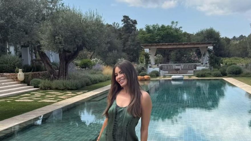 Sofía Vergara deslumbra en Ibiza con glamur y fiesta