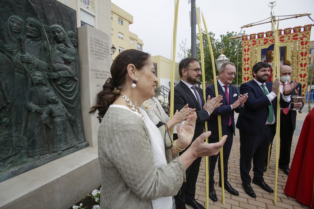 Monumento al pueblo Hebreo, en plaza de la Amargura. Paso Blanco - Lorca 2022-2028.jpg