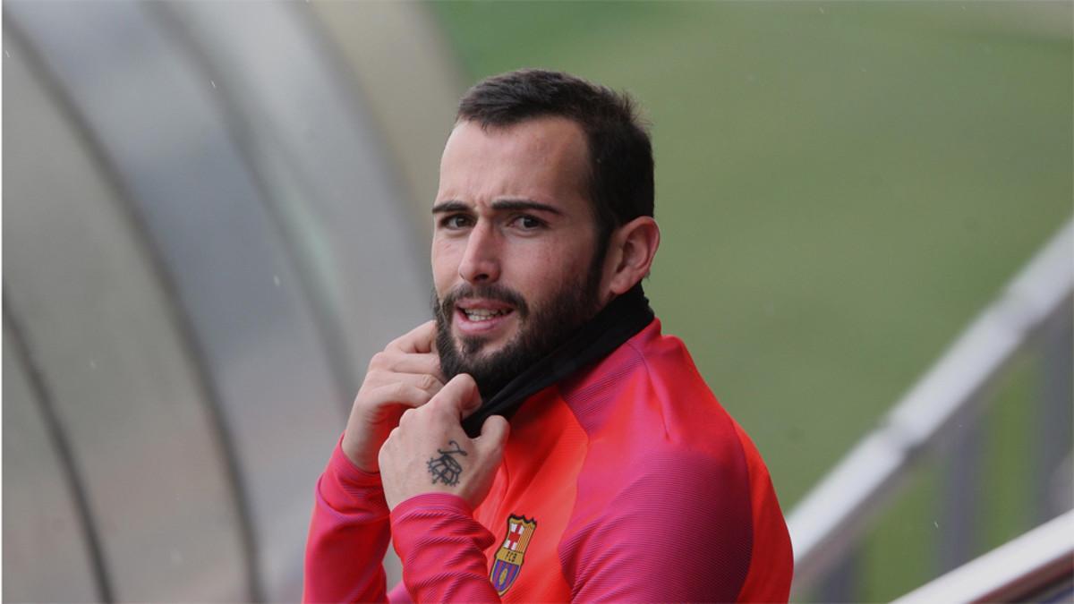 Aleix Vidal, jugador del Barça, podría regresar al Sevilla como cedido