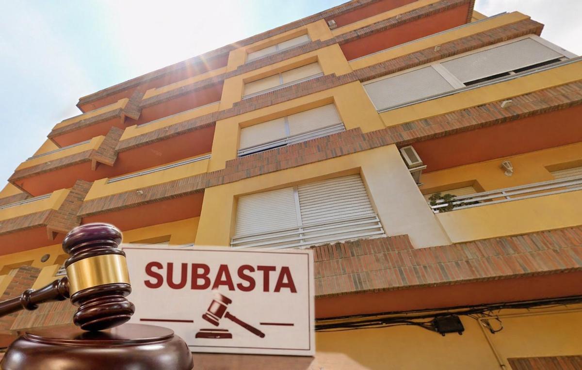 Dos garajes desde 16.700 euros y una vivienda por 198.000: así son las subastas activas hoy en Alicante