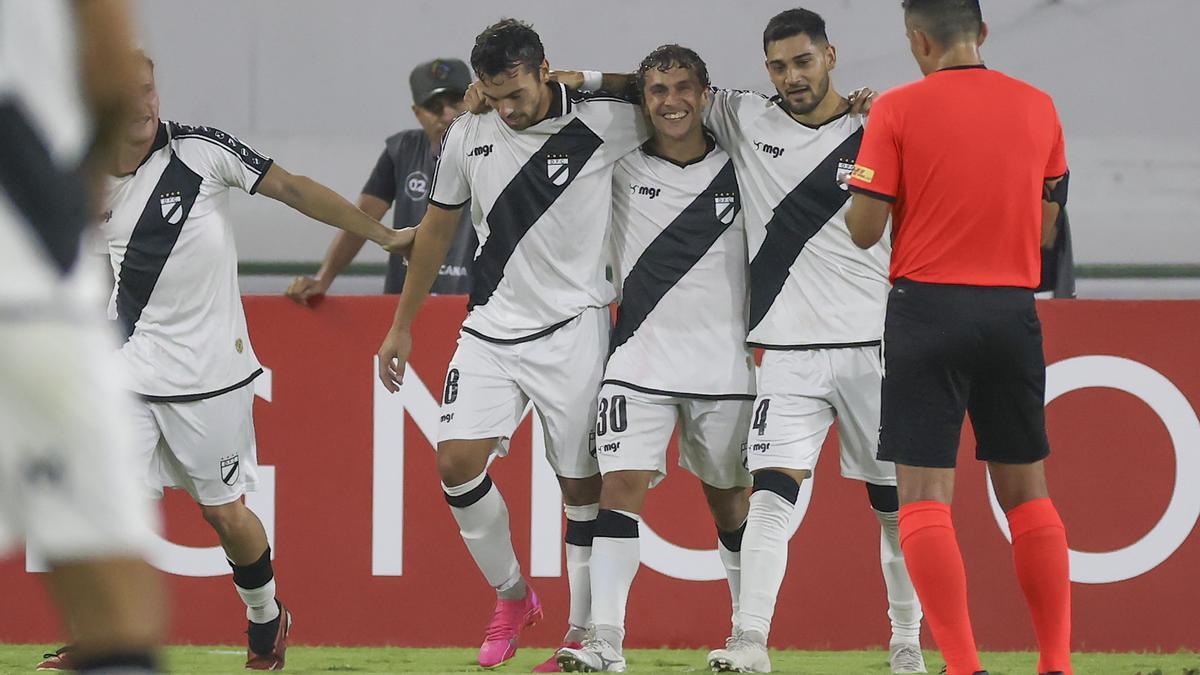 Copa Sudamericana: Rayo Zuliano - Danubio.