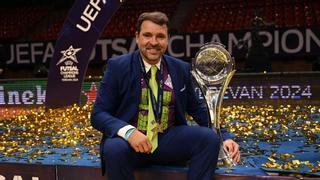 José Tirado, mejor director deportivo del mundo por tercer año consecutivo
