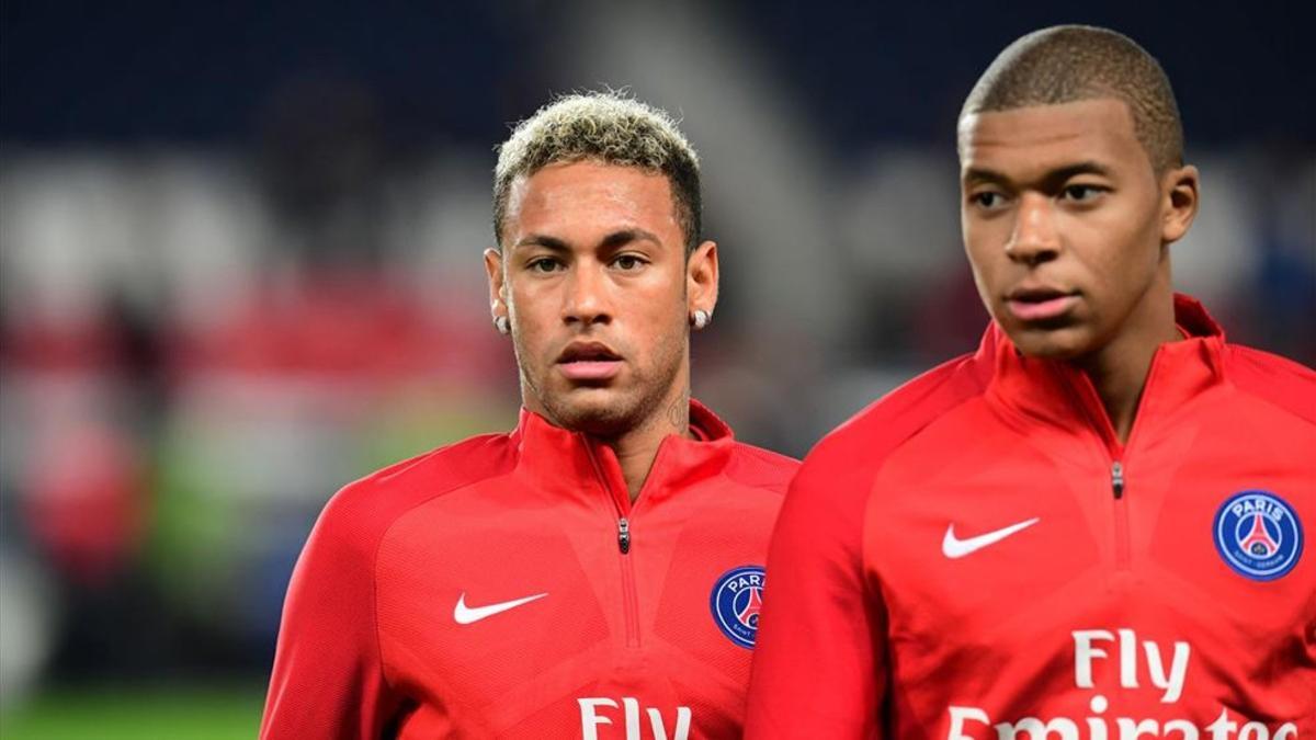 Mbappé y Neymar, durante un entrenamiento del PSG