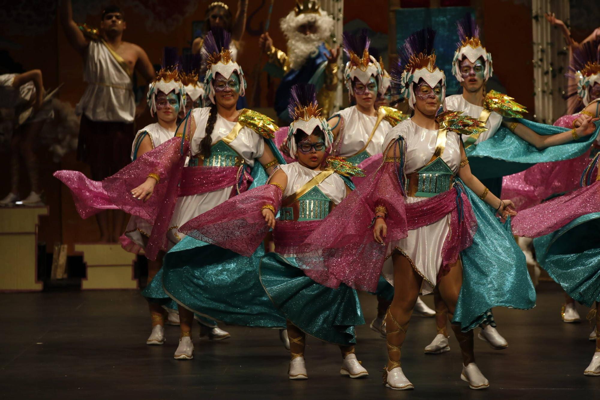 Así ha sido la segunda jornada del concurso de charangas de Gijón (en imágenes)