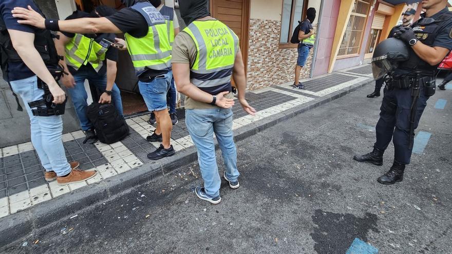 Cuatro detenidos en una &#039;macrorredada&#039; contra el tráfico de drogas en Molino de Viento