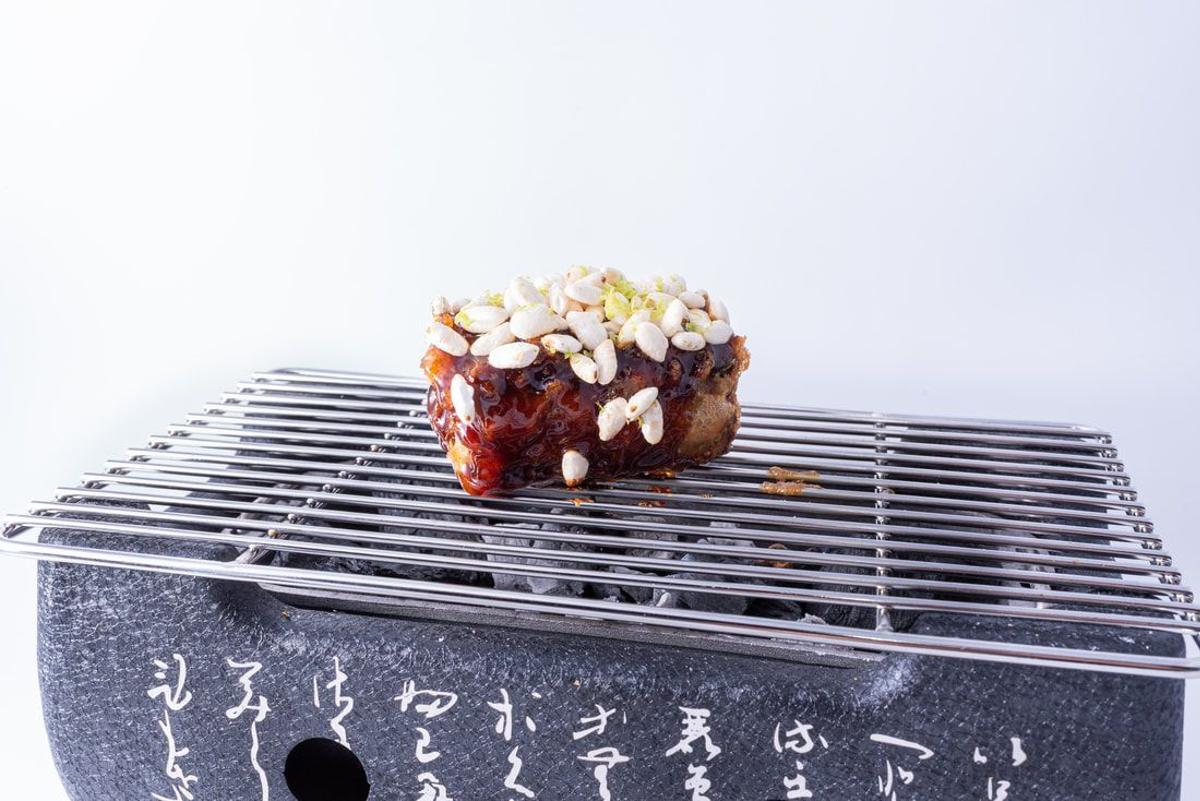 Pincho salado ÉCHE O QUE HAI BY NIKKō del Nikko Espacio Gastronómico (c/ México, 10).