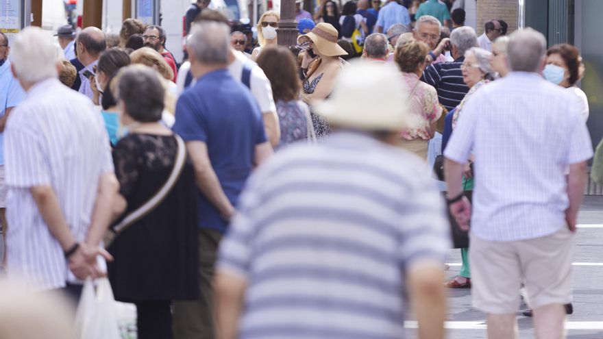 Sanidad notifica 118 nuevas muertes por Covid-19 y 9.020 contagios más