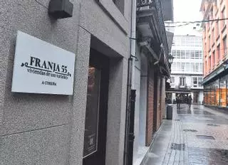 Regular los pisos turísticos con el plan general de A Coruña permite cerrar parte de los que ya están abiertos